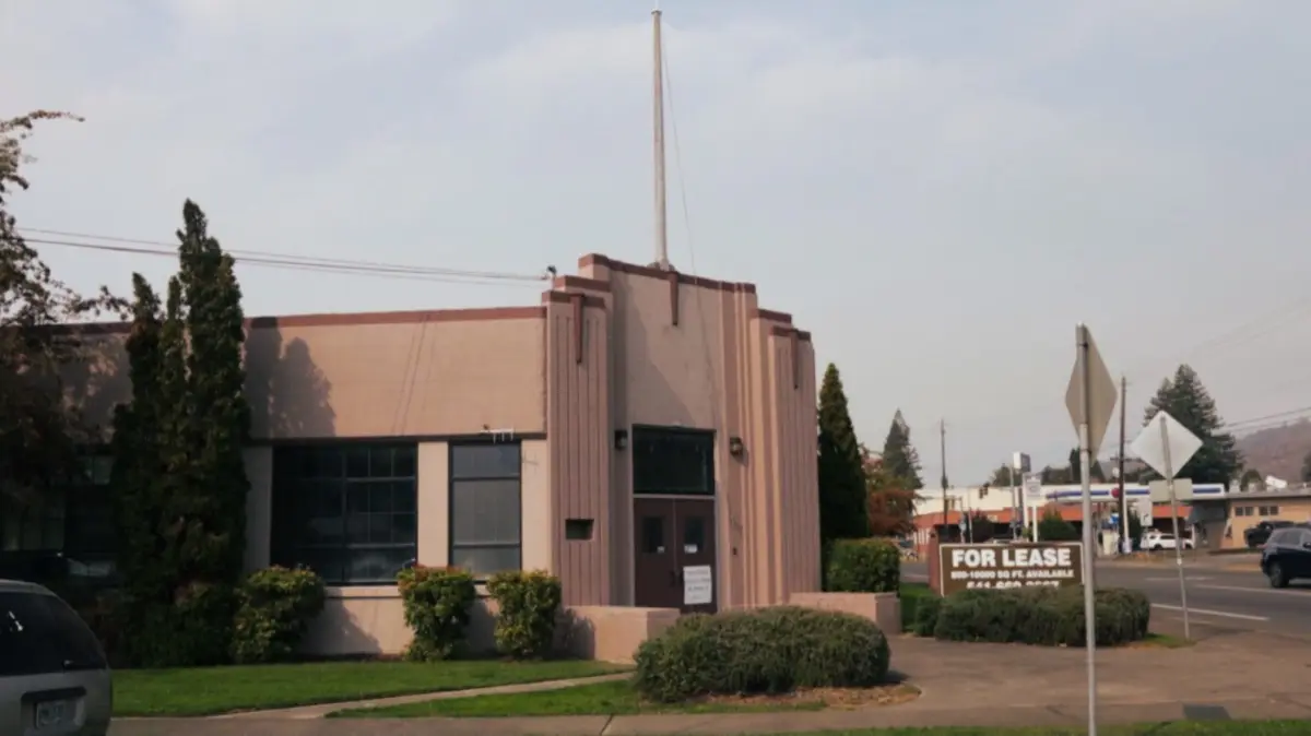 The old school building where Grants Pass Baptist Church first met in 2020